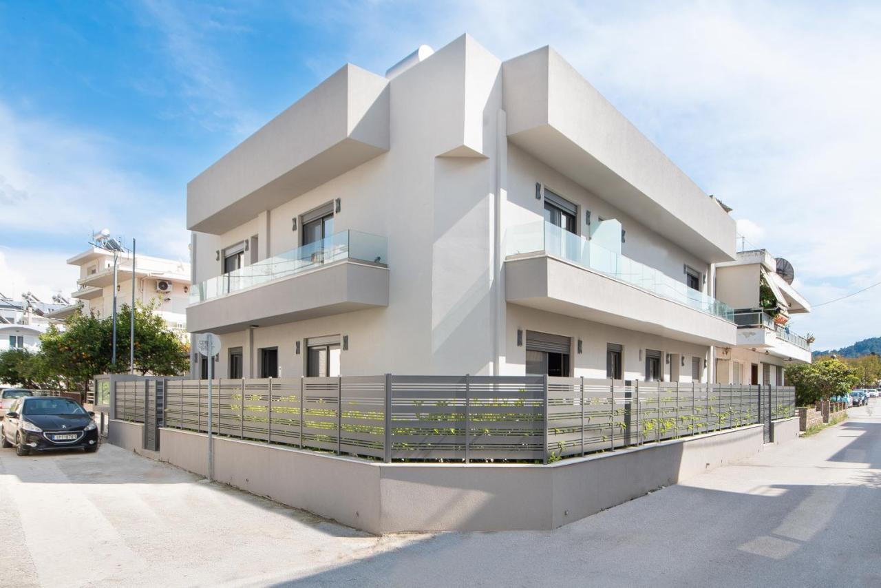 30 Senses Luxury Apartment Insight إياليسوس المظهر الخارجي الصورة