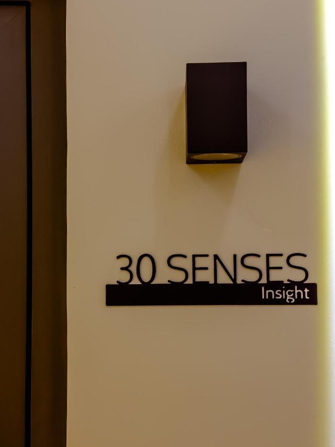 30 Senses Luxury Apartment Insight إياليسوس المظهر الخارجي الصورة